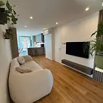 Apartma Penthouse - Garden *