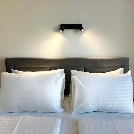 Penthouse - Garden Apartamento Liubliana