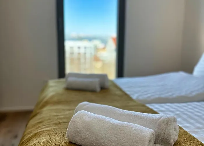 Penthouse - Garden *