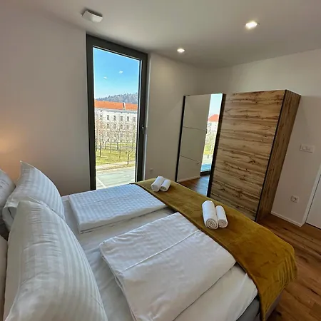 Lejlighed Penthouse - Garden